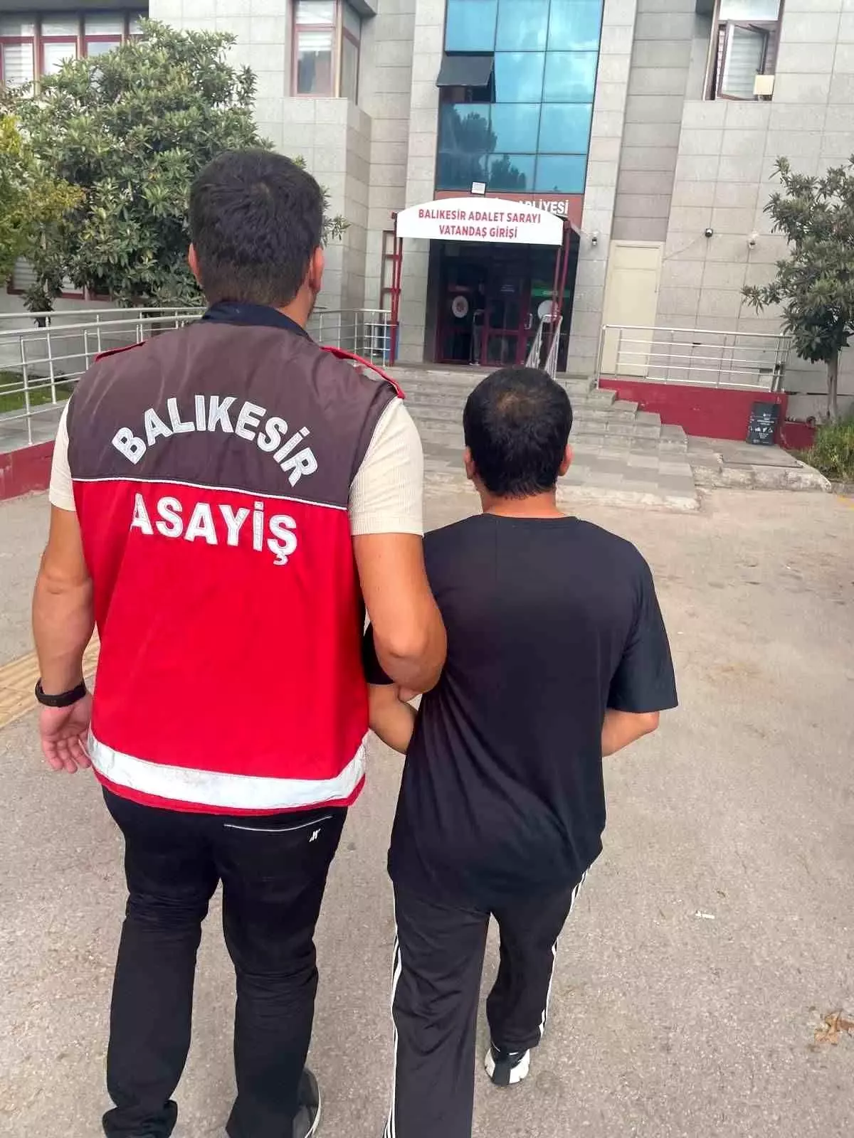 Balıkesir’de 22 Yıl Hapis Cezalı Şahıs Yakalandı