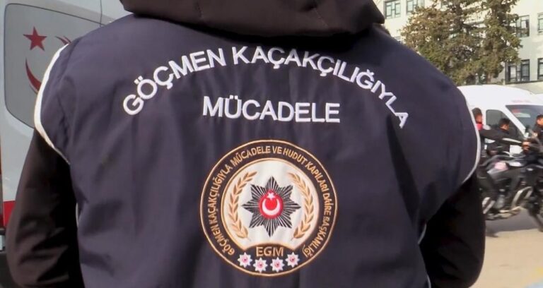 istanbulda-gocmen-kacakcilarina-operasyon-12-gozalti-8-tutuklama-Z1z7cNUG.jpg