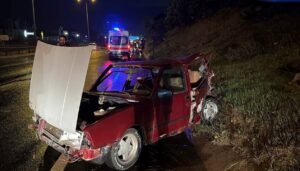 gebzede trafik kazasi iki yarali GvEBg5xJ.jpg